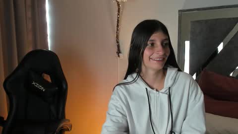 Snapshot of victoria_grey__ chatting on January 13, 2026, 1:16 pm Victoria online show from January 13, 2026, 1:16 pm