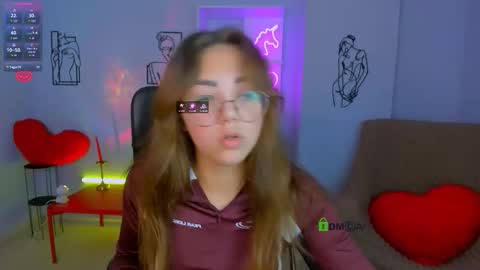 Victoria online show from October 16, 2025, 8:15 am
