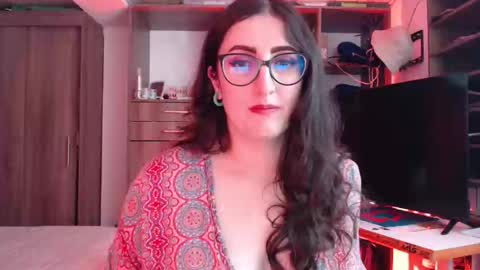 Victoria online show from April 22, 2026, 9:16 pm