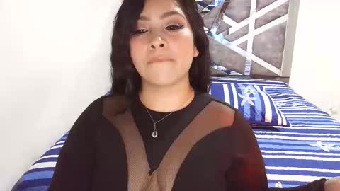 Snapshot of victoria_rossx chatting on May 2, 2026, 10:48 pm victoria_rossx online show from May 2, 2026, 10:48 pm