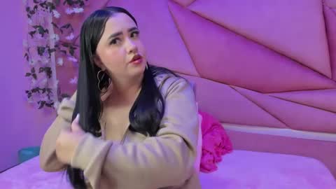 Victoria online show from October 2, 2025, 7:43 pm