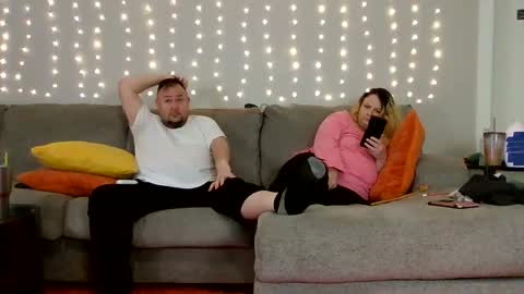 Victoria and Jesse online show from December 7, 2024, 3:14 am