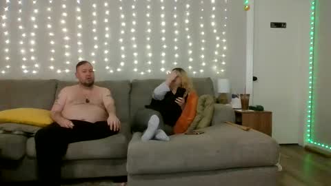 Victoria and Jesse online show from September 10, 2025, 10:43 pm