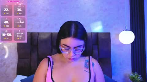 Snapshot of victoriaandrade chatting on June 7, 2026, 12:31 pm Victoria Andrade online show from June 7, 2026, 12:31 pm
