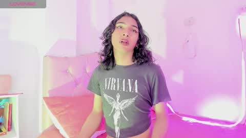 Victoria online show from November 28, 2025, 4:20 pm