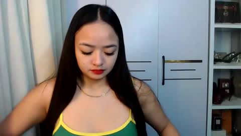 Victoria Harper online show from March 15, 2026, 7:03 am