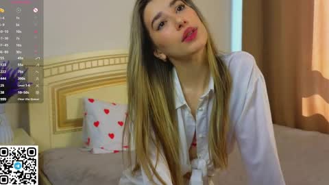 victoriahouston online show from April 17, 2026, 6:49 am