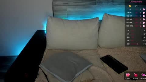 Victoria online show from February 3, 2025, 11:36 pm