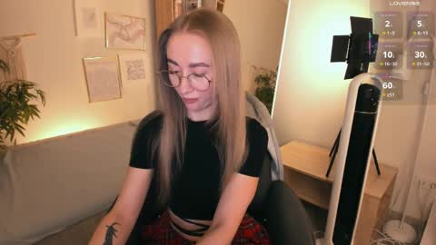 Victoria online show from April 8, 2026, 7:19 am