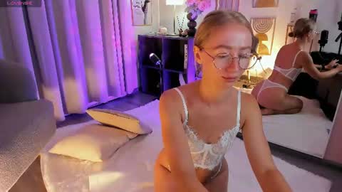 Victoria online show from July 22, 2026, 6:05 am