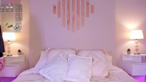 Victoria online show from March 2, 2026, 7:43 pm