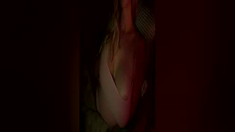 Snapshot of victoriarising chatting on June 29, 2026, 3:02 am Victoria online show from June 29, 2026, 3:02 am