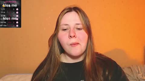 victoriassecrets_ online show from February 19, 2025, 12:25 am