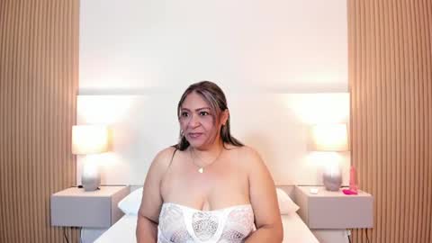victoriasugar online show from June 25, 2026, 7:18 pm