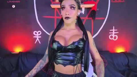 Victoria Vampire online show from March 19, 2026, 10:47 pm