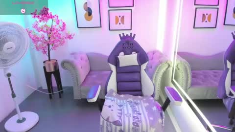 Snapshot of victoriia_doll chatting on May 9, 2026, 12:21 pm Victoria. online show from May 9, 2026, 12:21 pm