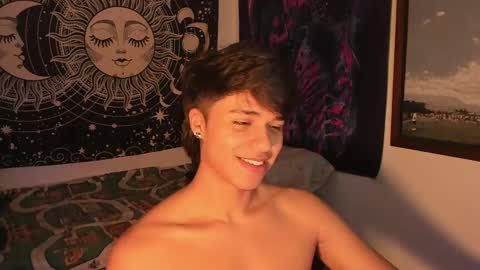 Snapshot of victorino_jhonson chatting on December 15, 2024, 4:15 pm Victorino Jhonson online show from December 15, 2024, 4:15 pm