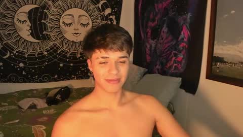 Snapshot of victorino_jhonson chatting on January 2, 2025, 11:38 pm Victorino Jhonson online show from January 2, 2025, 11:38 pm