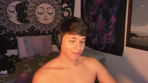 Snapshot of victorino_jhonson chatting on February 3, 2025, 7:29 am Victorino Jhonson online show from February 3, 2025, 7:29 am