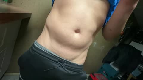 victorwitt91 online show from April 26, 2026, 10:29 pm