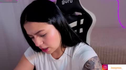 V  I C  T O R I A  online show from January 5, 2026, 6:55 pm