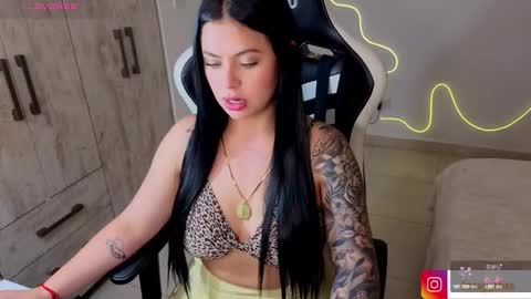 V  I C  T O R I A  online show from March 10, 2026, 11:32 pm