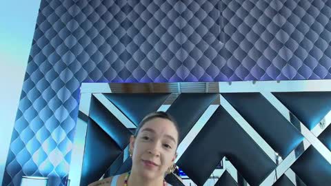 victtoria lee online show from January 15, 2025, 1:34 am