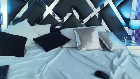 victtoria lee online show from January 23, 2025, 1:08 am