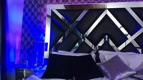 victtoria lee online show from November 8, 2025, 1:17 am