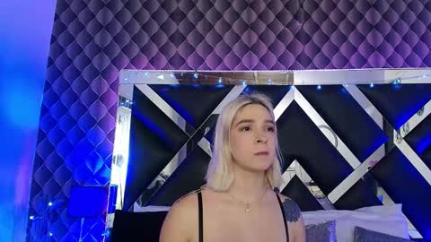 victtoria lee online show from March 7, 2026, 7:33 pm