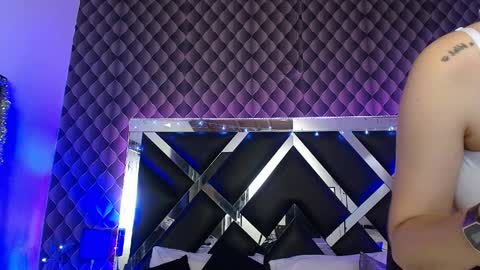 victtoria lee online show from April 11, 2026, 7:07 pm