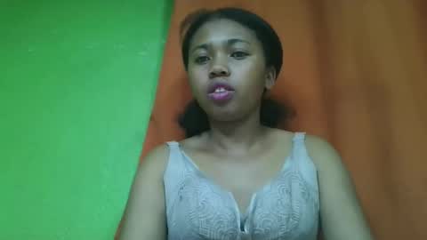 Snapshot of vierge28430 chatting on April 29, 2026, 2:15 am vierge28430 online show from April 29, 2026, 2:15 am