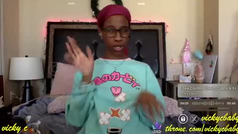 Snapshot of viiickyyy chatting on December 2, 2024, 8:33 pm Vicky C Vicky V - Vicky C Baby Baby Vee - Schoolgurl V - V the Qween of Edging - Miss Vicky if U Nasty online show from December 2, 2024, 8:33 pm