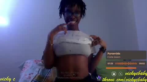 Snapshot of viiickyyy chatting on January 29, 2025, 8:04 pm Vicky C Vicky V - Vicky C Baby Baby Vee - Schoolgurl V - V the Qween of Edging - Miss Vicky if U Nasty online show from January 29, 2025, 8:04 pm