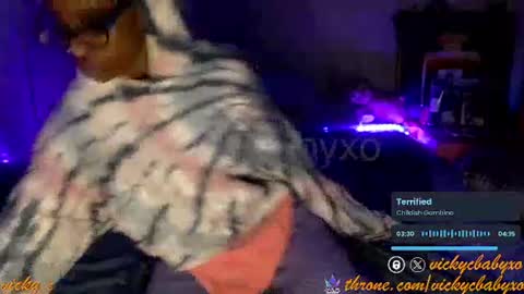 Snapshot of viiickyyy chatting on September 30, 2025, 11:32 pm Vicky C Vicky V - Vicky C Baby Baby Vee - Schoolgurl V - V the Qween of Edging - Miss Vicky if U Nasty online show from September 30, 2025, 11:32 pm