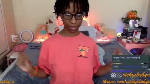 Snapshot of viiickyyy chatting on October 10, 2025, 5:56 pm Vicky C Vicky V - Vicky C Baby Baby Vee - Schoolgurl V - V the Qween of Edging - Miss Vicky if U Nasty online show from October 10, 2025, 5:56 pm