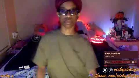 Snapshot of viiickyyy chatting on October 17, 2025, 5:21 am Vicky C Vicky V - Vicky C Baby Baby Vee - Schoolgurl V - V the Qween of Edging - Miss Vicky if U Nasty online show from October 17, 2025, 5:21 am