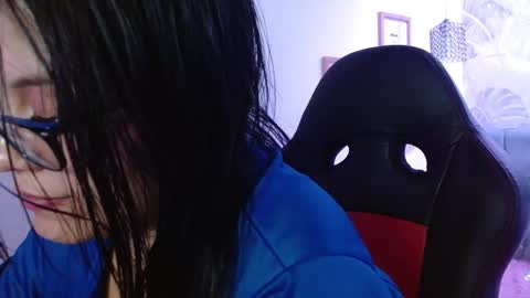 viioleta online show from February 27, 2025, 6:53 pm