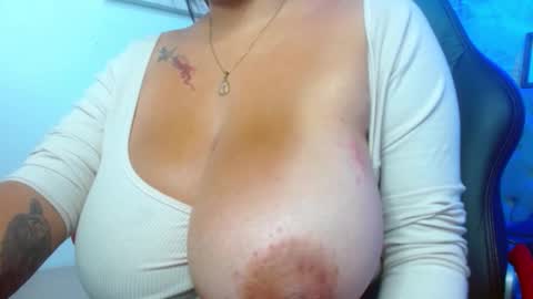 viioleta online show from October 11, 2025, 12:58 pm