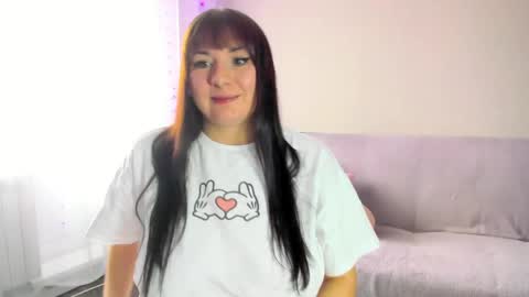 Snapshot of vik_and_love chatting on April 27, 2026, 3:48 am Vika online show from April 27, 2026, 3:48 am