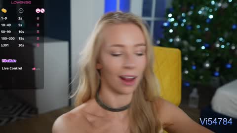 vika54784 online show from December 19, 2024, 4:13 pm