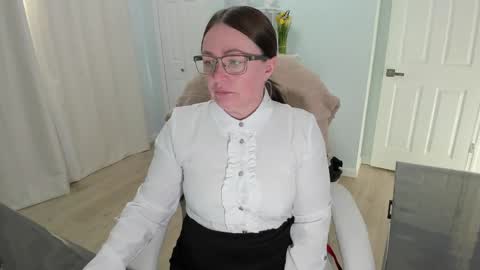 Ukrainian-woman online show from March 10, 2025, 9:29 pm