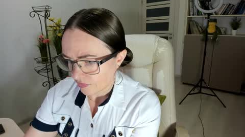 Ukrainian-woman online show from January 13, 2026, 6:51 am