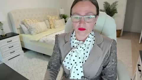 Ukrainian-woman online show from June 3, 2026, 11:02 am