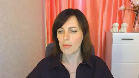 Vika online show from November 25, 2025, 12:49 pm