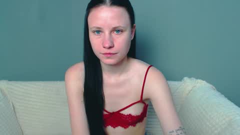 Viki Kelt online show from December 4, 2024, 11:57 pm