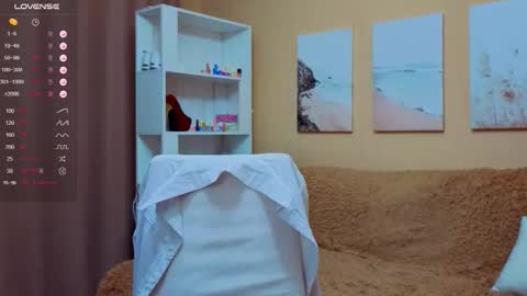 vikiberry online show from October 19, 2025, 4:13 am