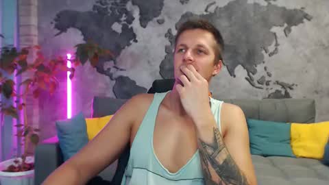 vikingchrisss online show from November 2, 2025, 10:39 am