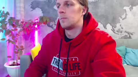 vikingchrisss online show from February 8, 2026, 11:02 am