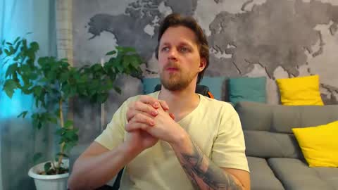 Snapshot of vikingchrisss chatting on April 29, 2026, 9:02 am vikingchrisss online show from April 29, 2026, 9:02 am